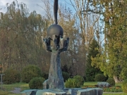 KI08